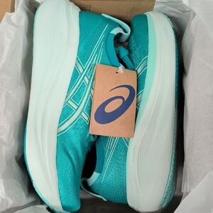 Asics Gel Nimbus 27, Women's 10, Wave Teal. Brand New In Box